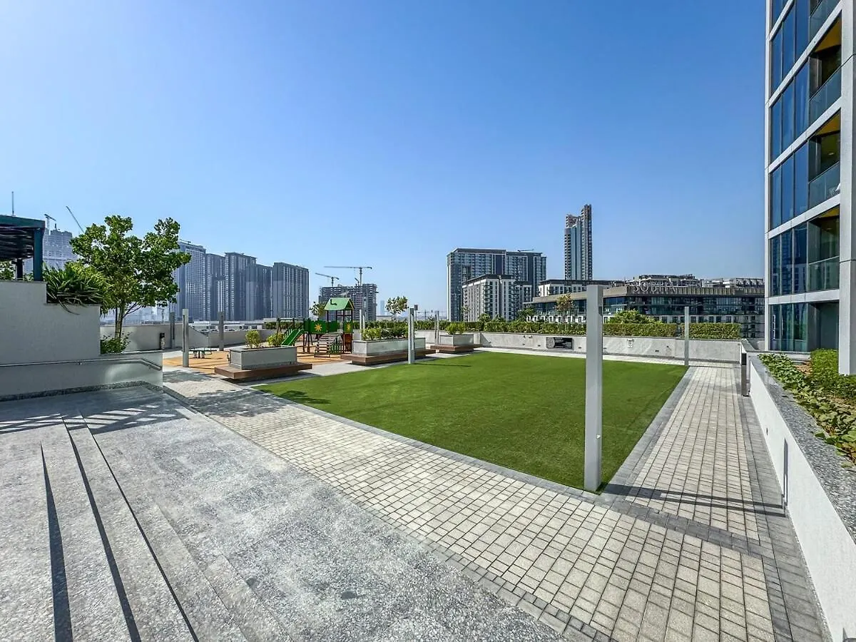 Chic 1Br With Balcony View, Gym, Pool & Kid-Friendly Appartement Dubai