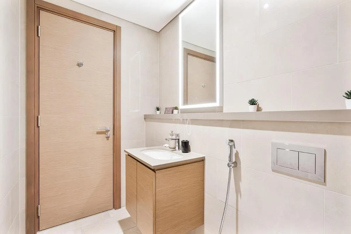 Chic 1Br With Balcony View, Gym, Pool & Kid-Friendly Appartement Dubai
